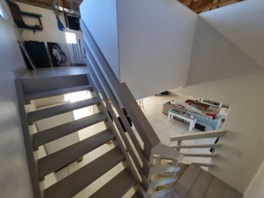 5 Bedroom Property for Sale in Laguna Western Cape